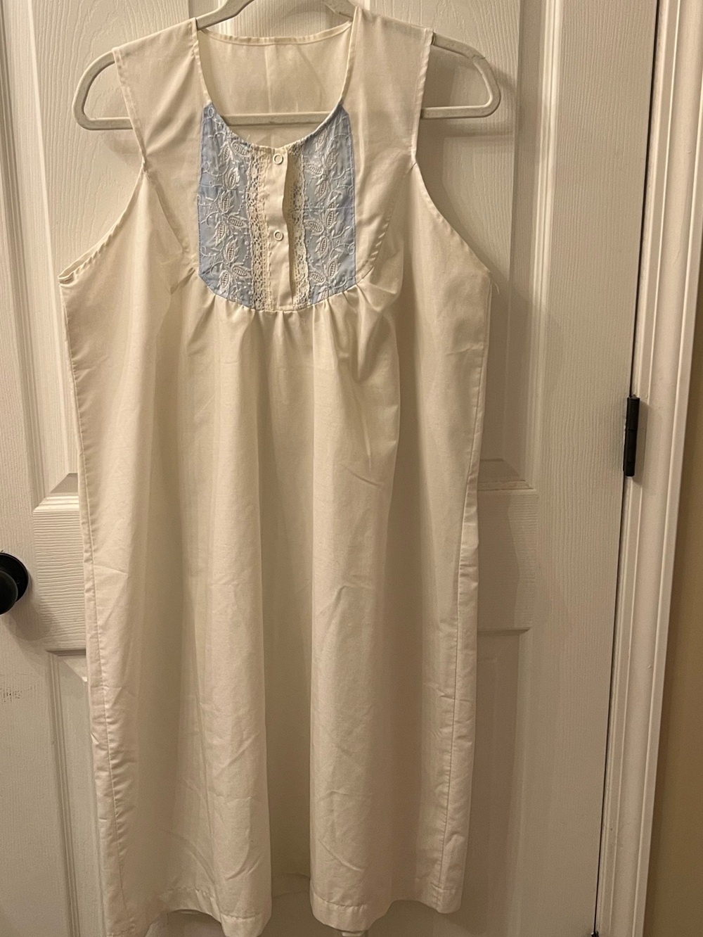 Vtg Homemade Sleeveless White Cotton Nightgown Blue Lace Yoke L